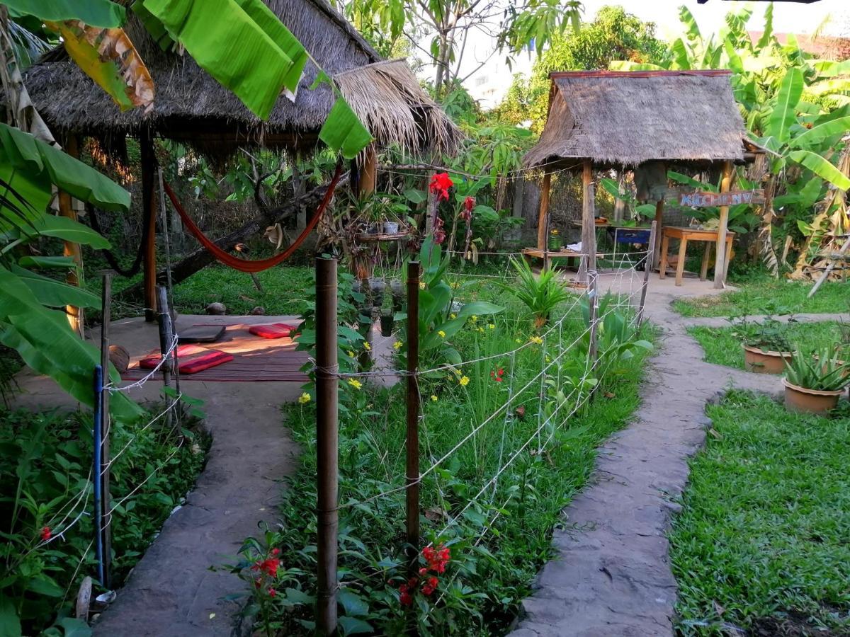 Tortuga Guesthouse Kampot Dış mekan fotoğraf