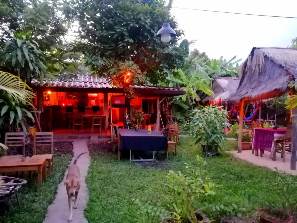 Tortuga Guesthouse Kampot Dış mekan fotoğraf