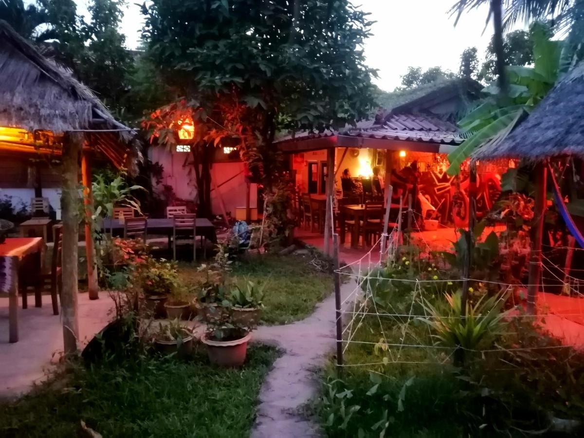Tortuga Guesthouse Kampot Dış mekan fotoğraf