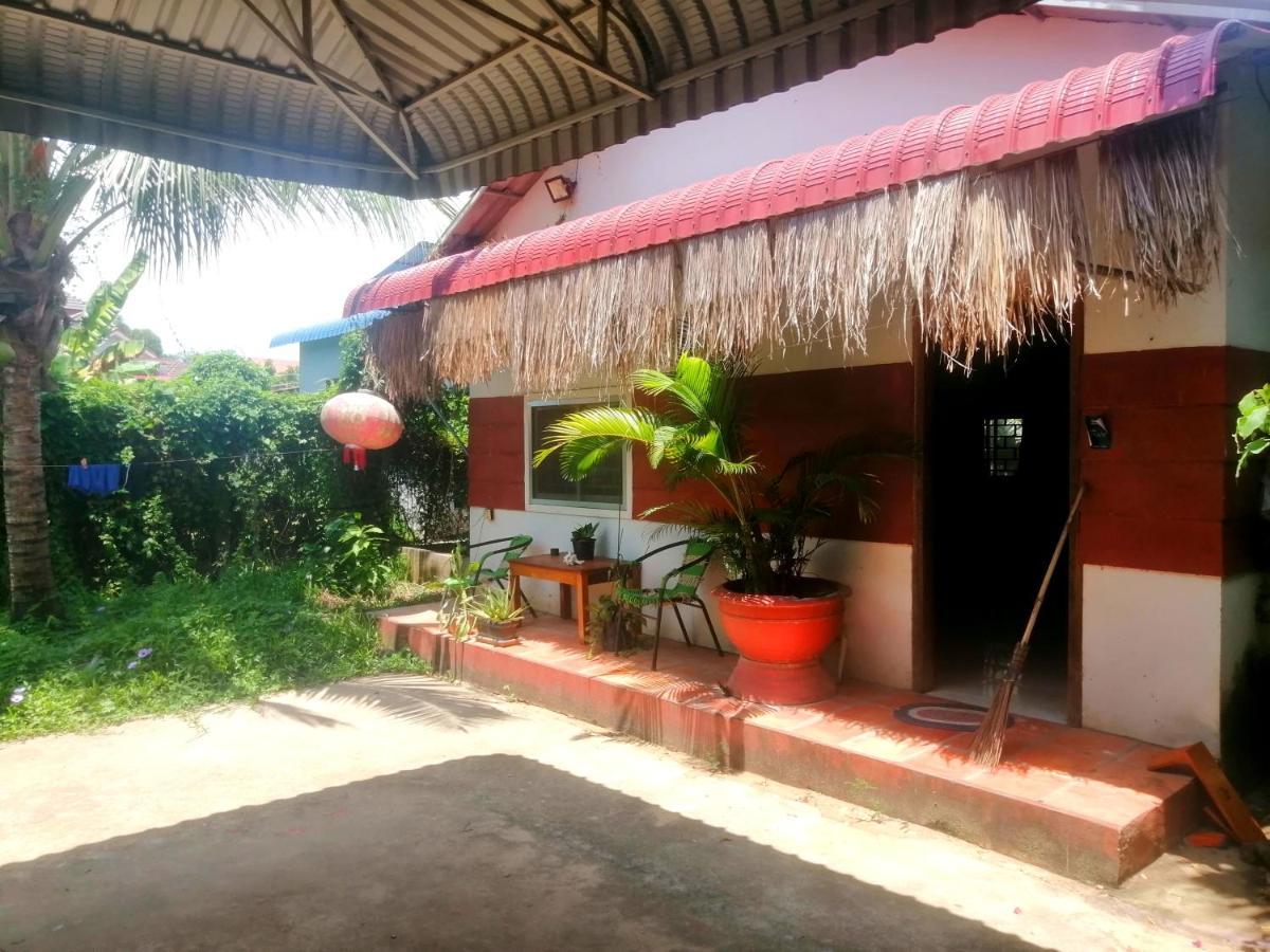 Tortuga Guesthouse Kampot Dış mekan fotoğraf