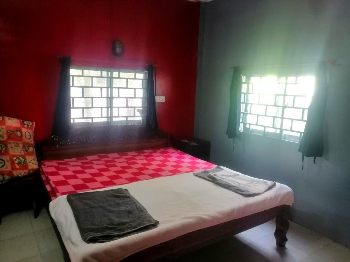 Tortuga Guesthouse Kampot Dış mekan fotoğraf