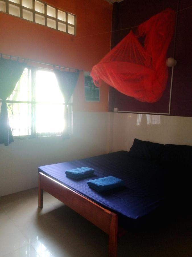 Tortuga Guesthouse Kampot Dış mekan fotoğraf