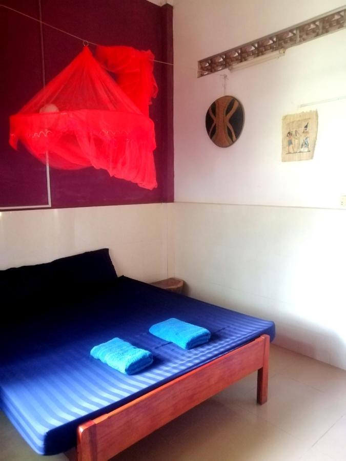 Tortuga Guesthouse Kampot Dış mekan fotoğraf